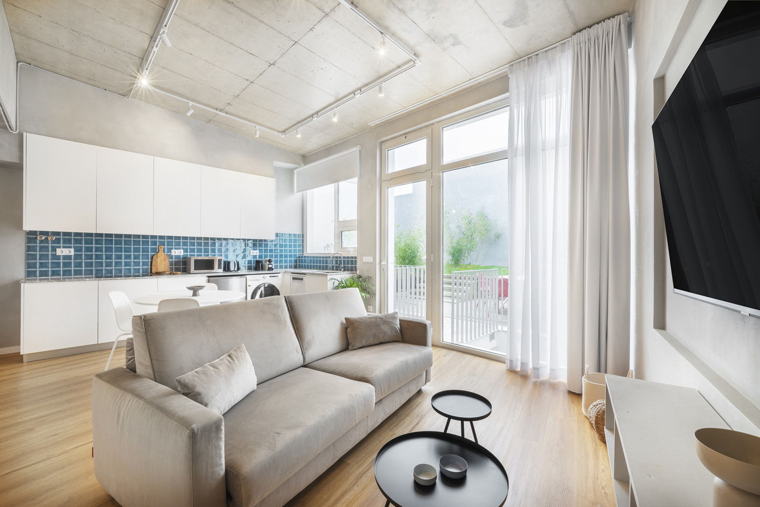 Lisbon Oriente | Standard Apartment with Garden — Lisboa, Lisboa — vacation rental