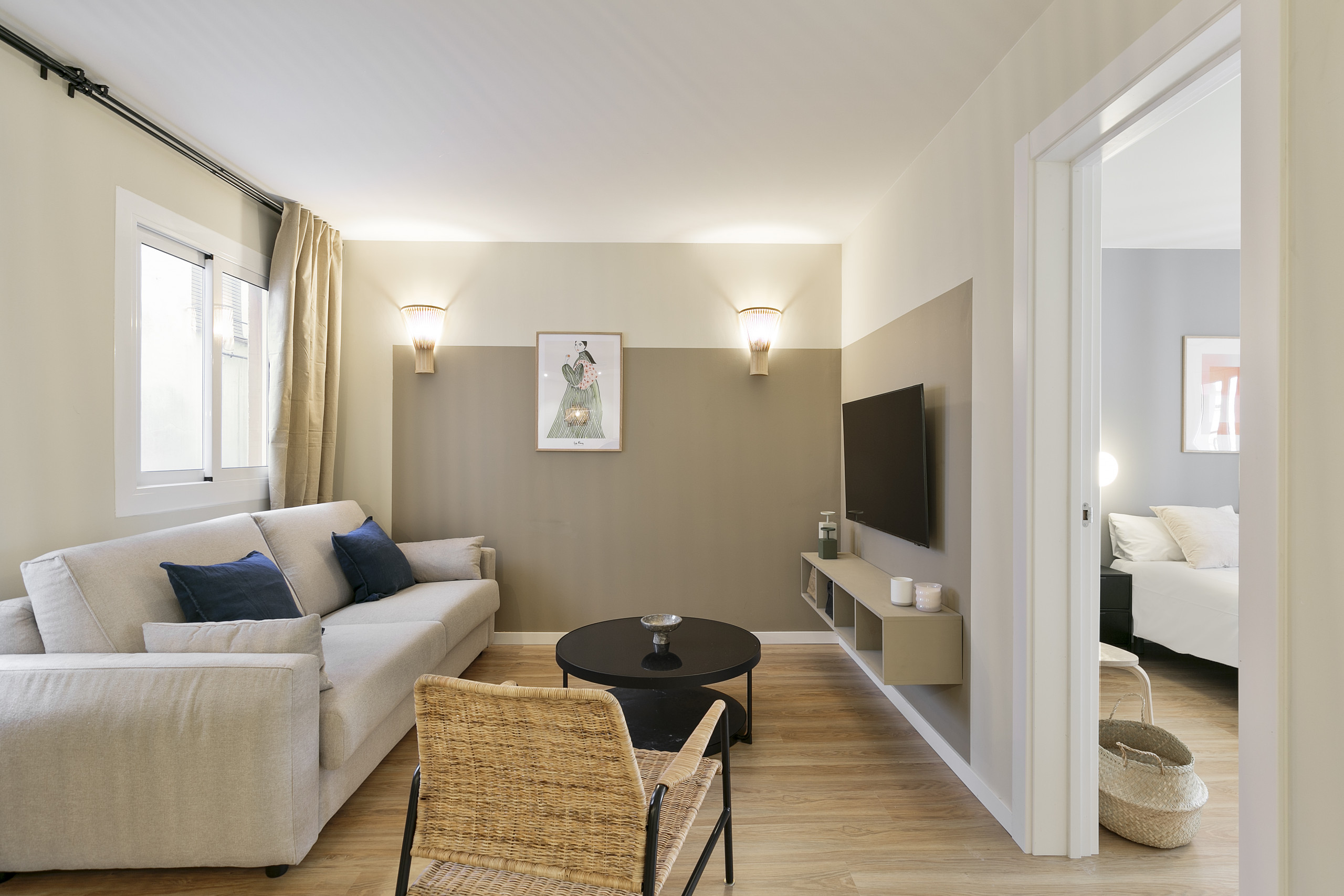 WOW | 2-Bedroom Apartment — L'Hospitalet de Llobregat, Catalunya — vacation rental