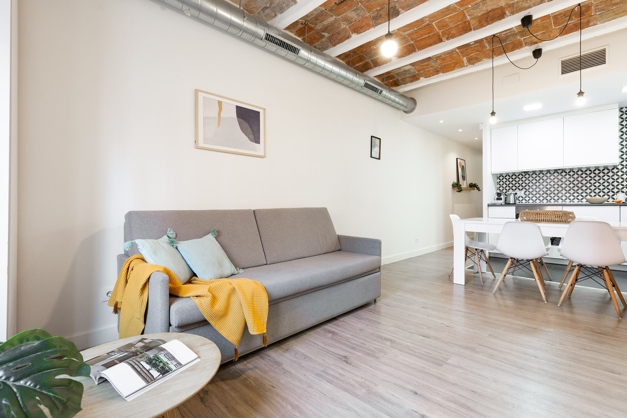 Modern Catalan | Apartment — L'Hospitalet de Llobregat, Catalunya — vacation rental