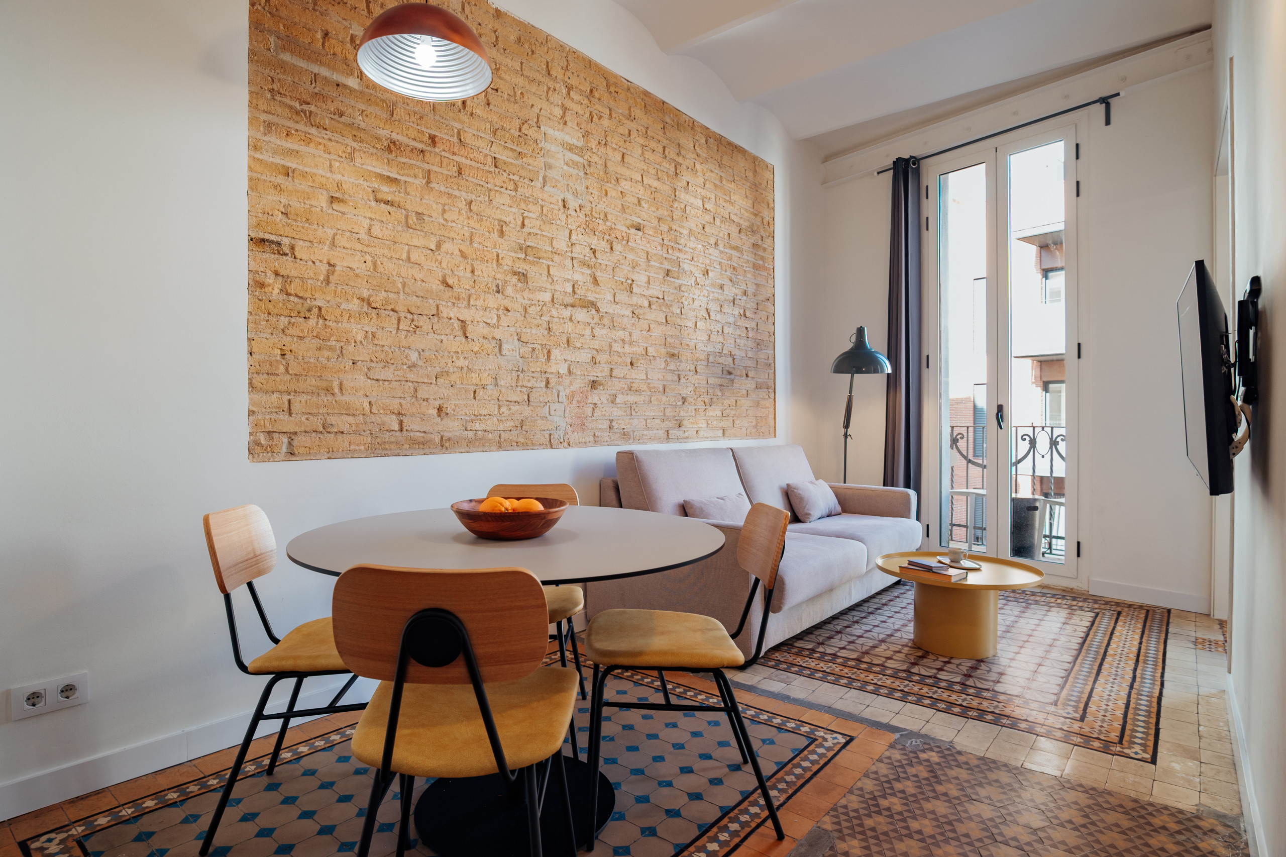 Design | 1-Bedroom Superior Apartment with Balcony β L'Hospitalet de Llobregat, Catalunya β vacation rental