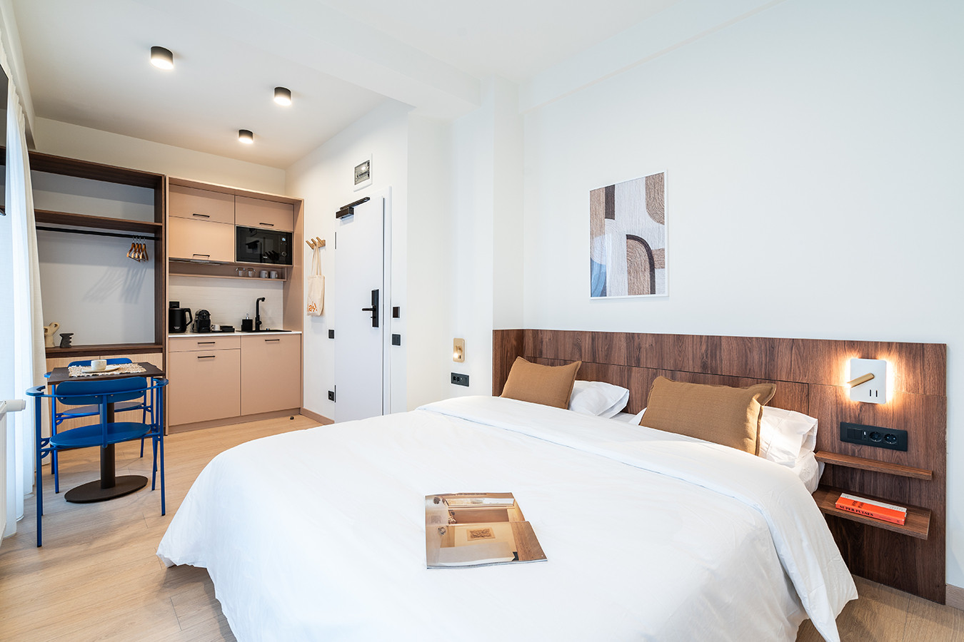Old Town | Studio with Balcony — Bucharest, Bucharest — vacation rental